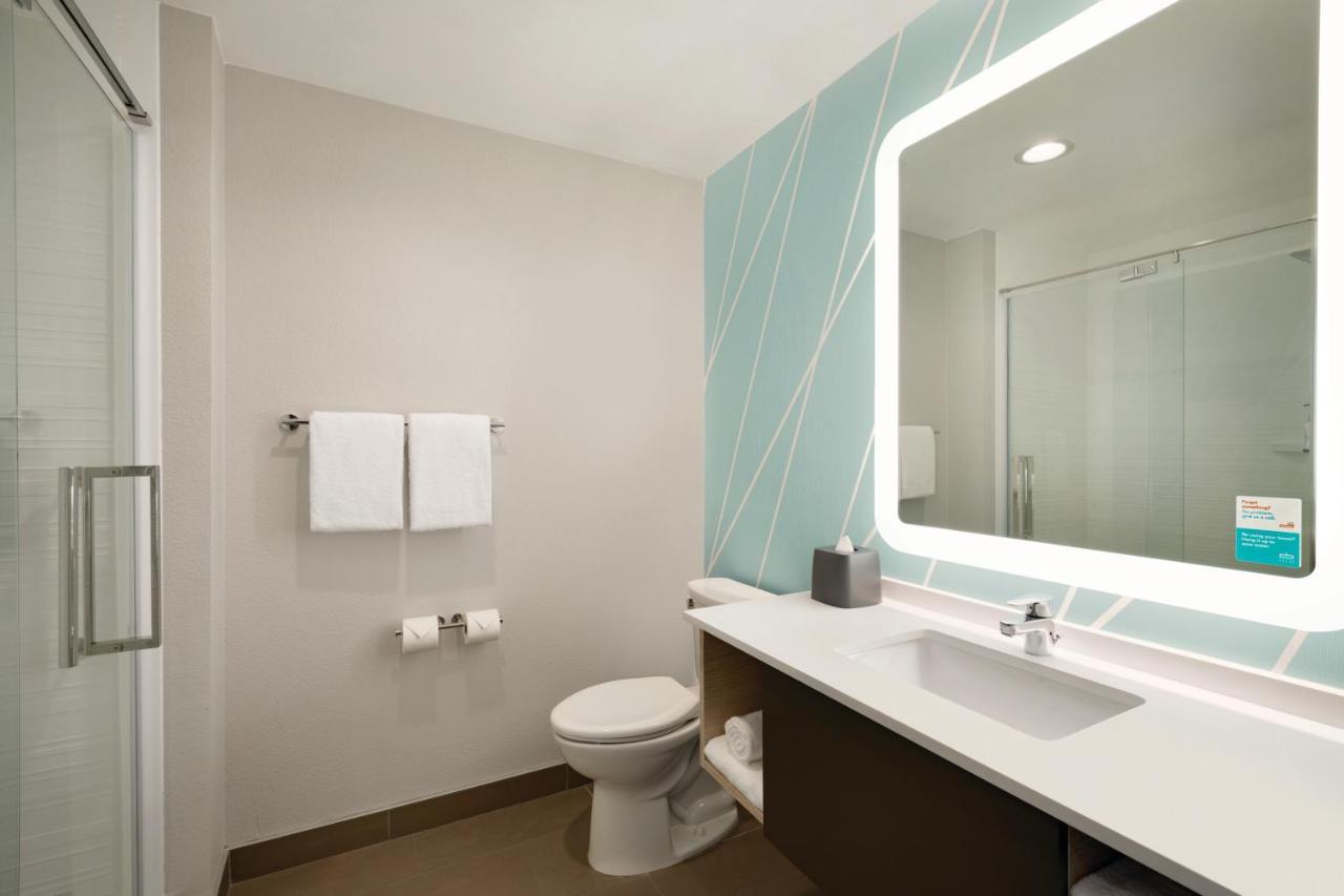 Avid Hotel - Ft Lauderdale Airport - Cruise By Ihg Дейния Бийч Екстериор снимка